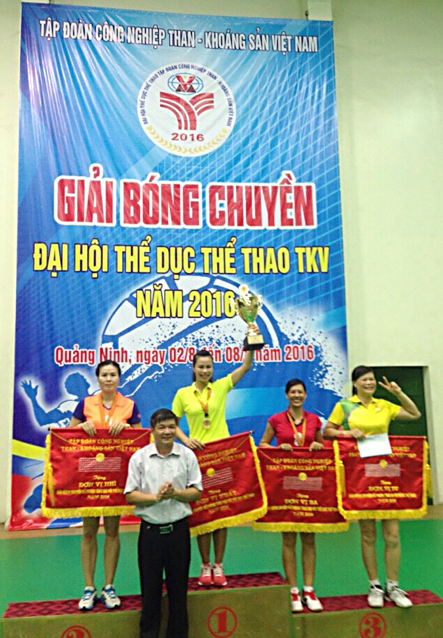 Bóng chuyền nữ Công ty Than Nam Mẫu lần thứ 6 vô địch TKV